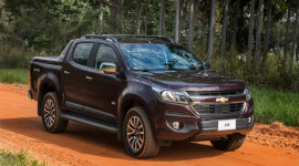 S10 2018 diesel tem pêndulo no câmbio para eliminar vibrações